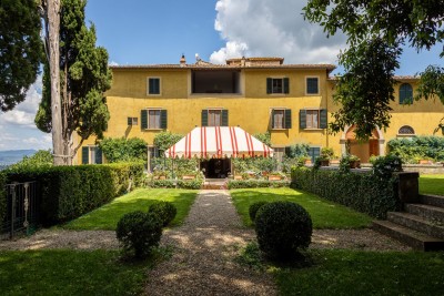 Villa di Tizzano dal parco